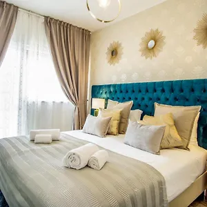  Apartment Gaze Out At The In A Retro-chic Getaway